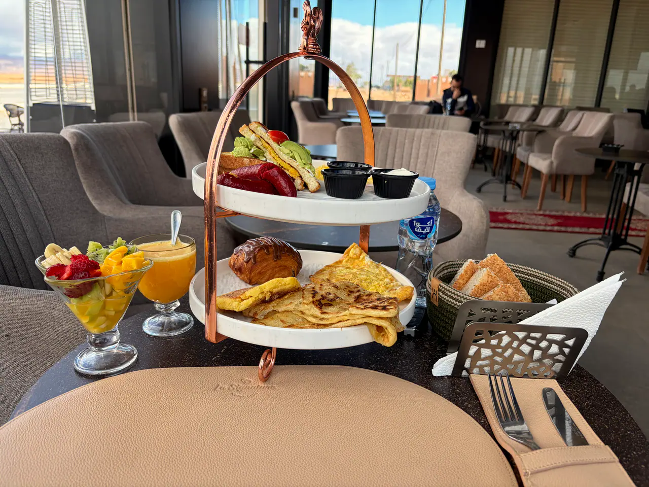Plateau de brunch en cuivre